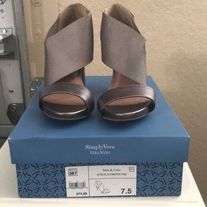 Simply Vera Vera wang Heels